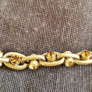 Signature Collection Jewelry - Gold plated short necklace Signature Collection Jewelry - Gold plated short necklace